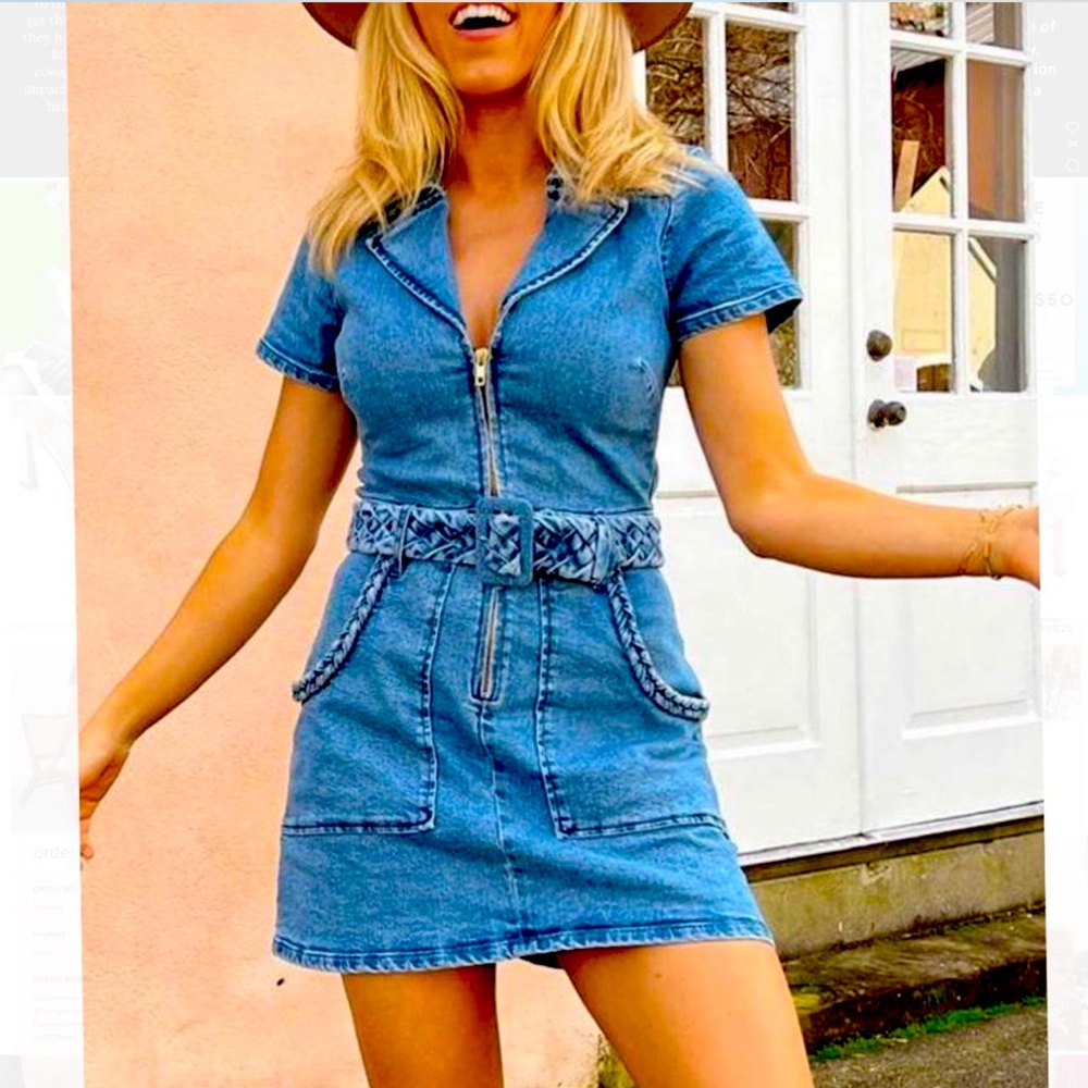 Show me the Mumu dress brand new so cute!